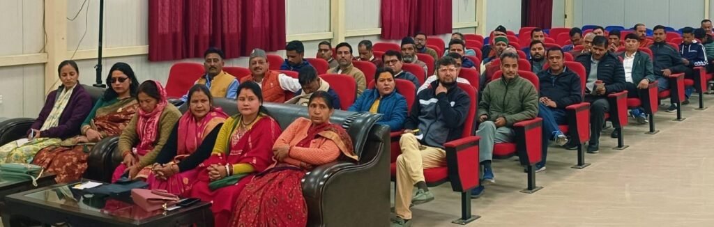 समाज को जागरूक करने में स्वयं सेवकों की भूमिका अहम